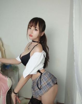 欧美漂亮女生壁纸动态_蓝光动漫免费观看