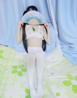 日韩美女颜值_BD英语高清视频播放